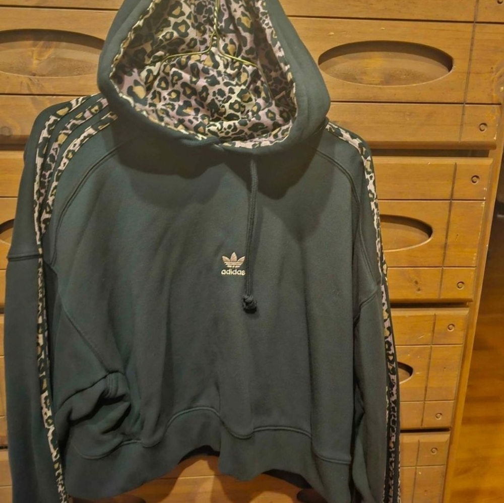 A.D.I.D.A.S cropped hoodie